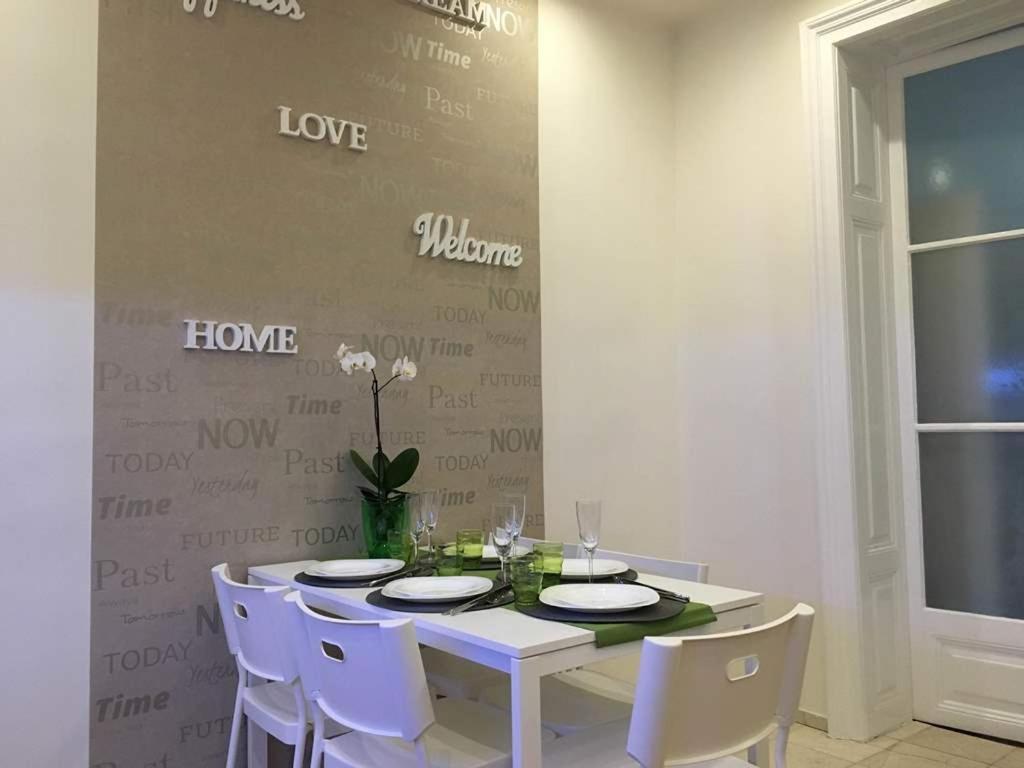 Leo Apartment Obchodna - Family Братислава Екстериор снимка