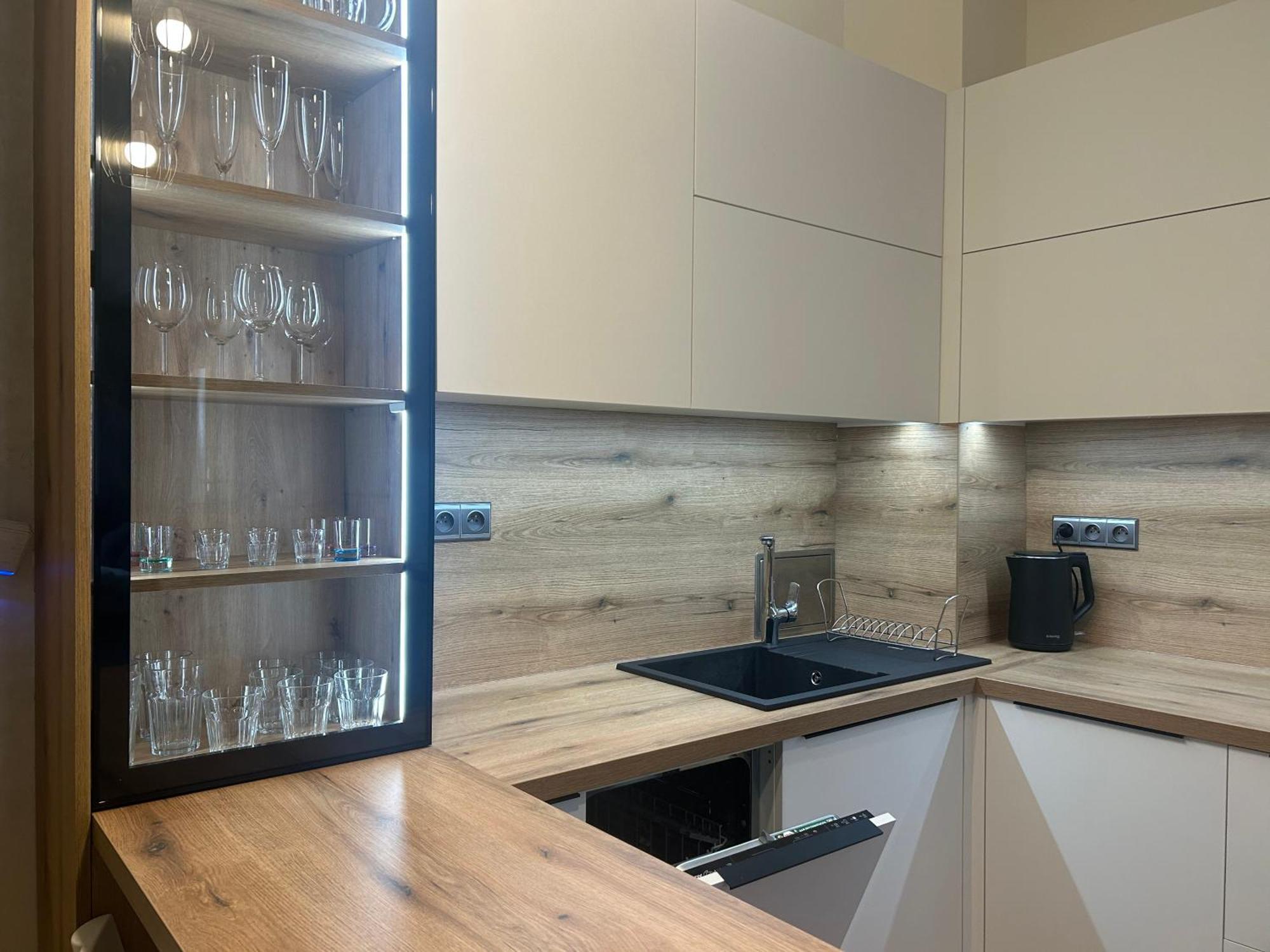 Leo Apartment Obchodna - Family Братислава Екстериор снимка